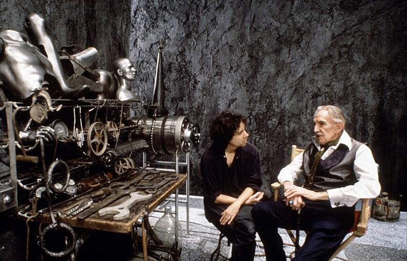 Tim Burton and Vincent Price on the set of Edward Scissorhands. (Photo: 20th Century Fox)